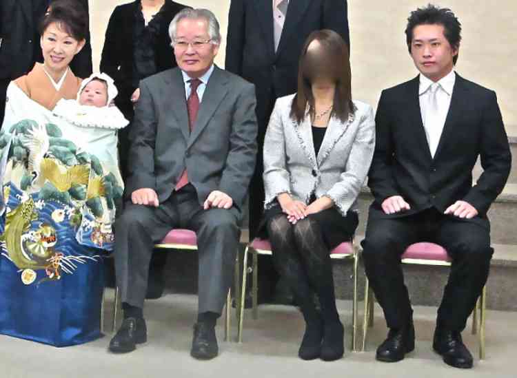 三田佳子次男・高橋祐也被告、保釈金300万円を納付　約3秒間頭を下げ車へ