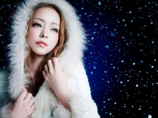 色々な化粧品ポスターが見たい！