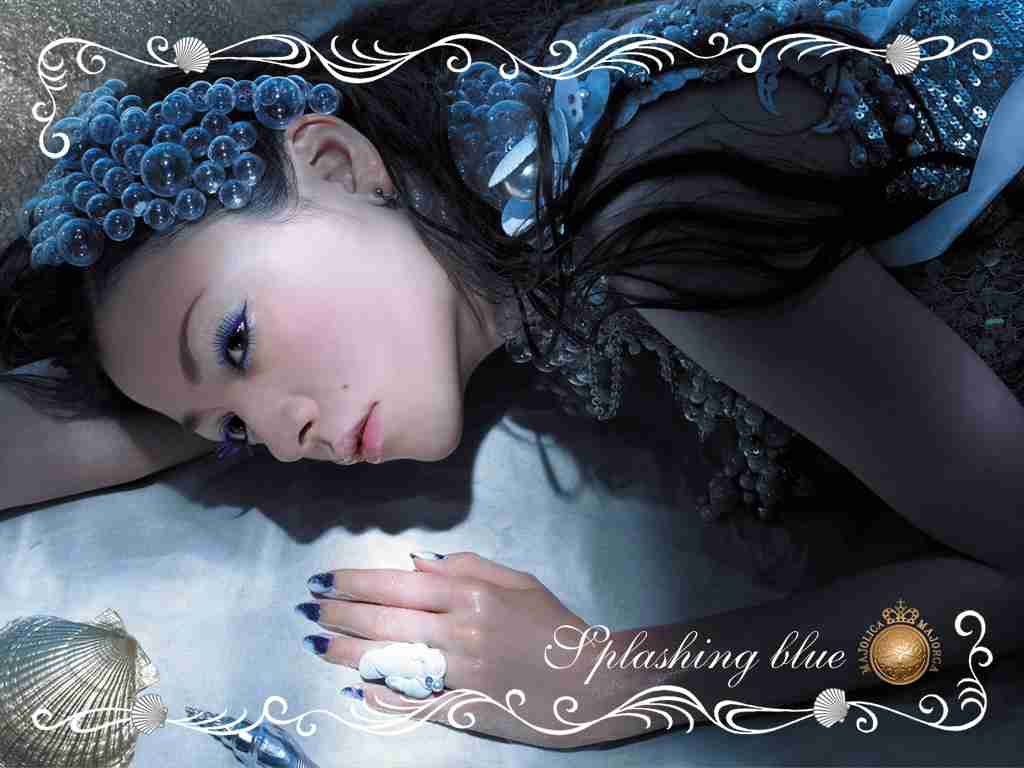 色々な化粧品ポスターが見たい！