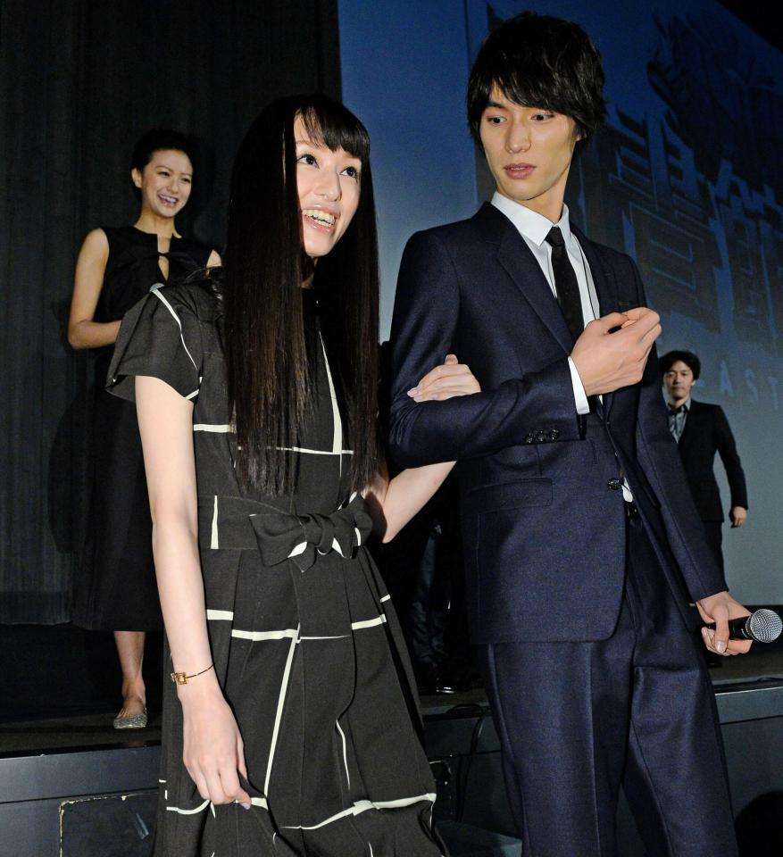 男性有名人のエスコート姿が見たい　part3