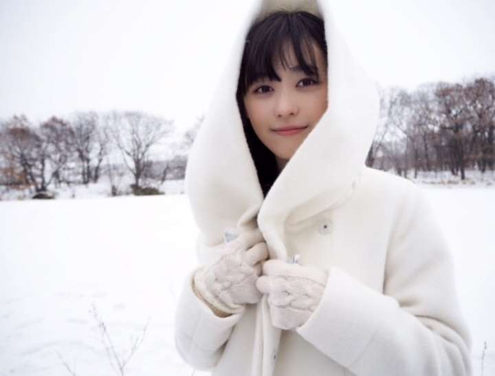 福原遥「人生初のバッサリカット」でショートボブに大胆イメチェン 「めっちゃ可愛い」「似合いすぎ」絶賛相次ぐ