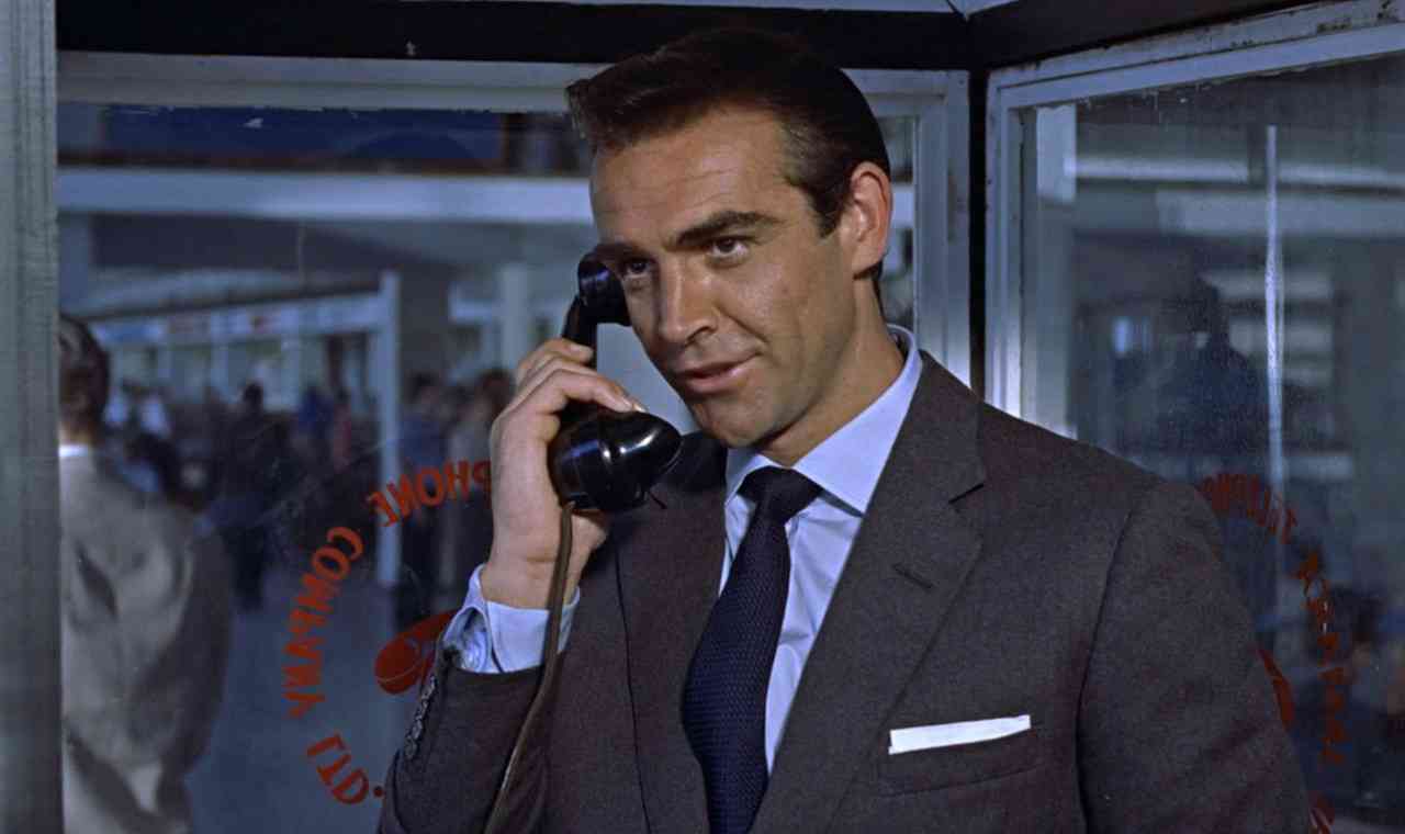 「007」あるある