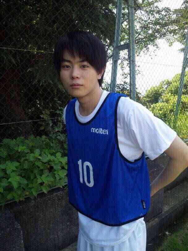 デビュー前の芸能人が見たい