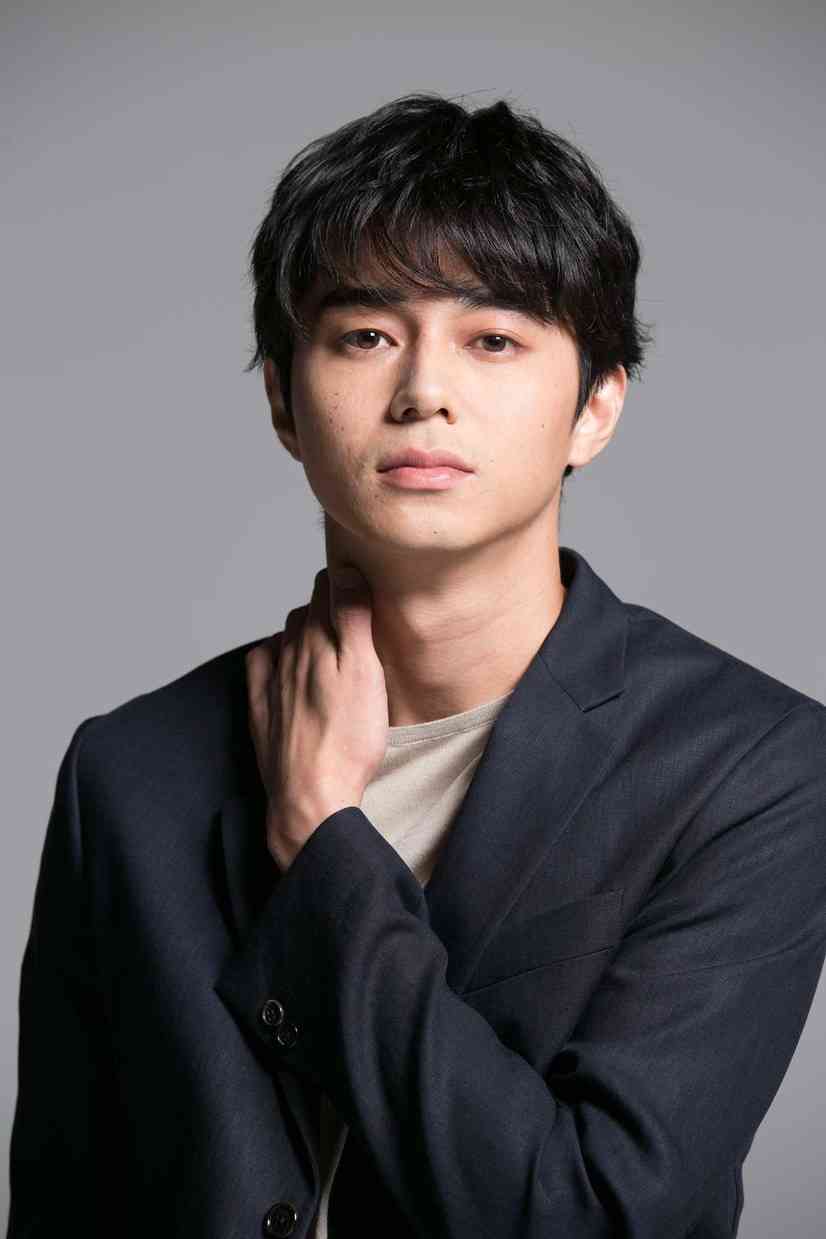 有村架純相手役でデビューの岡田健史、キスシーン「いっぱい歯を磨く」