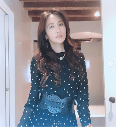 剛力彩芽、「魔性的に美しい!」シックな黒ドレス姿を絶賛の声相次ぐ