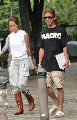 木村拓哉の次女・Koki,(コウキ)、圧巻のオーラで香港上陸 大勢の報道陣で溢れる