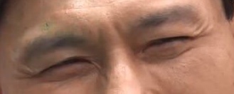 目だけで芸能人を当てるトピ