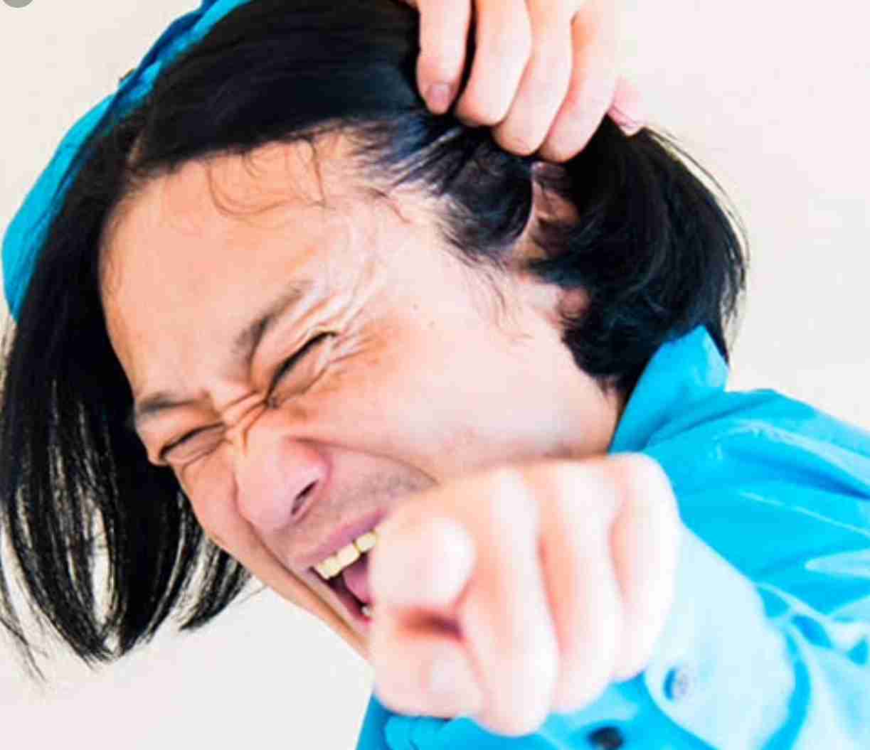 目だけで芸能人を当てるトピ