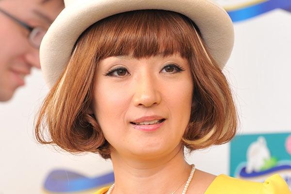目だけで芸能人を当てるトピ