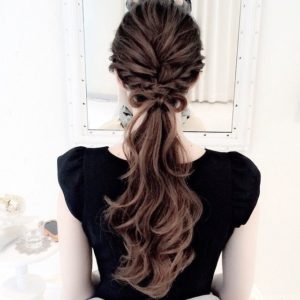 いろんなまとめ髪が見たいです。