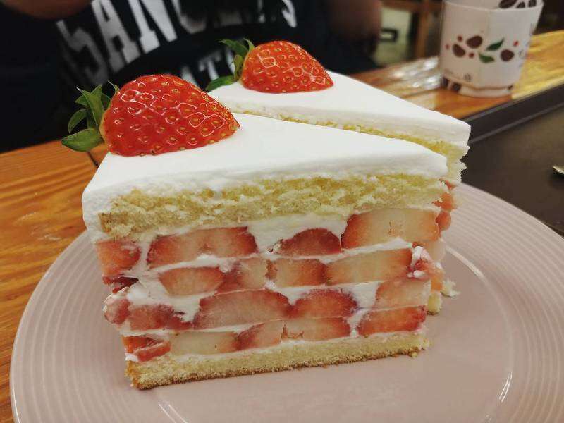 クリスマスケーキどうしますか