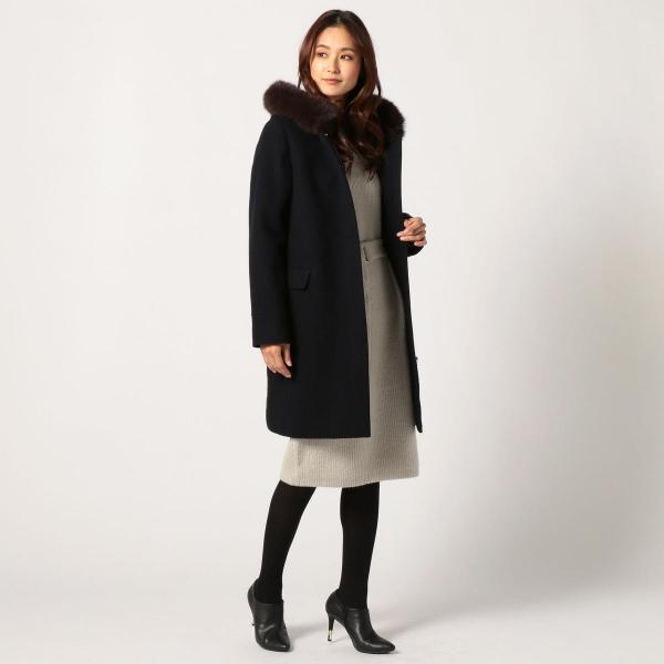 75 ビッグ カラー コート 流行 遅れ 人気のファッショントレンド