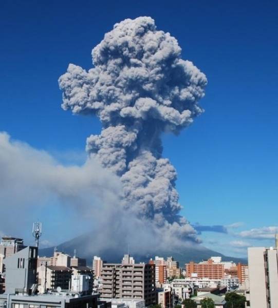 自分の住んでいる都道府県の画像を貼ってわかったらプラスを押すトピ