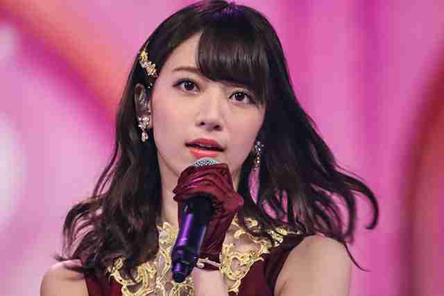 白石麻衣写真集22度目の重版で33万部突破「異常事態」ロングヒット