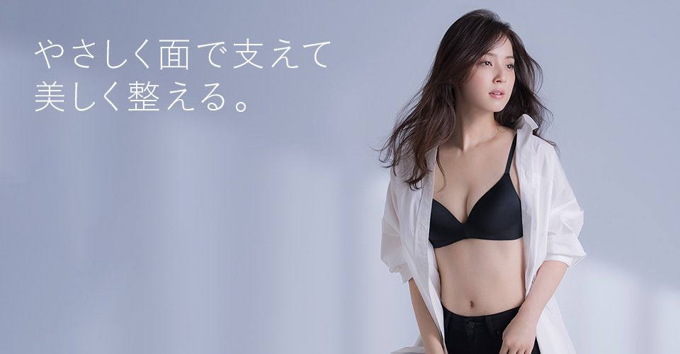 佐々木希、美しいボディラインに称賛の声殺到「スリムなボディ」「本当に妊娠してた？」