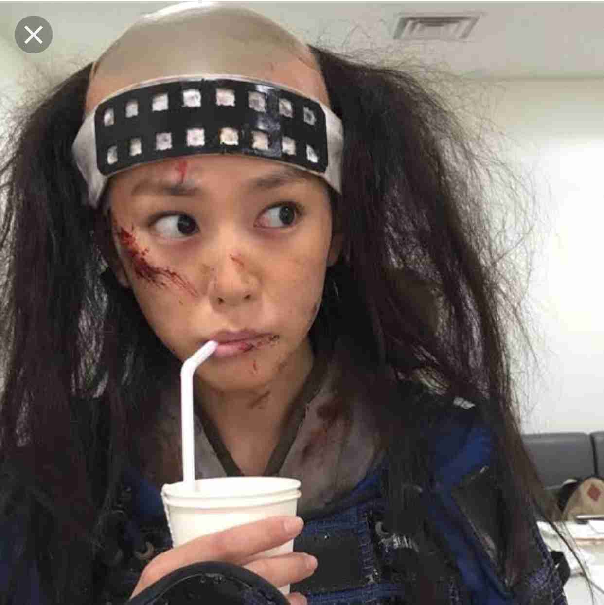 工藤静香、シャウト熱唱動画公開で「パワフルな歌声健在」と称賛の声…自身作詞の名曲を熱唱