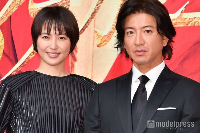工藤静香、シャウト熱唱動画公開で「パワフルな歌声健在」と称賛の声…自身作詞の名曲を熱唱
