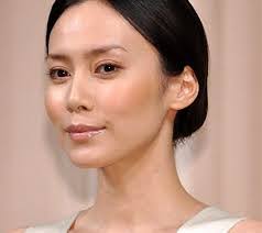 気が強そうな顔写真を貼るトピ