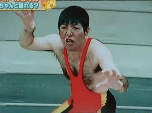 気が強そうな顔写真を貼るトピ