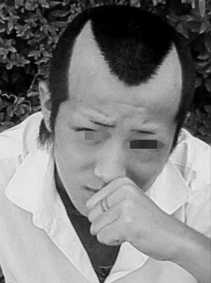 気が強そうな顔写真を貼るトピ