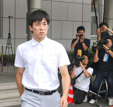 気が強そうな顔写真を貼るトピ