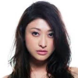 気が強そうな顔写真を貼るトピ