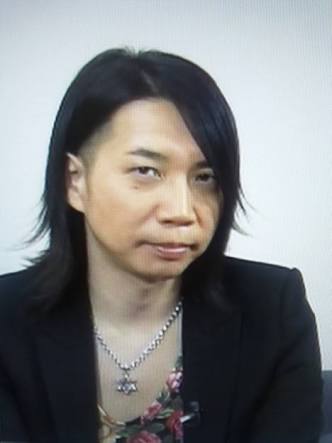 気が強そうな顔写真を貼るトピ