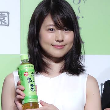 気が強そうな顔写真を貼るトピ