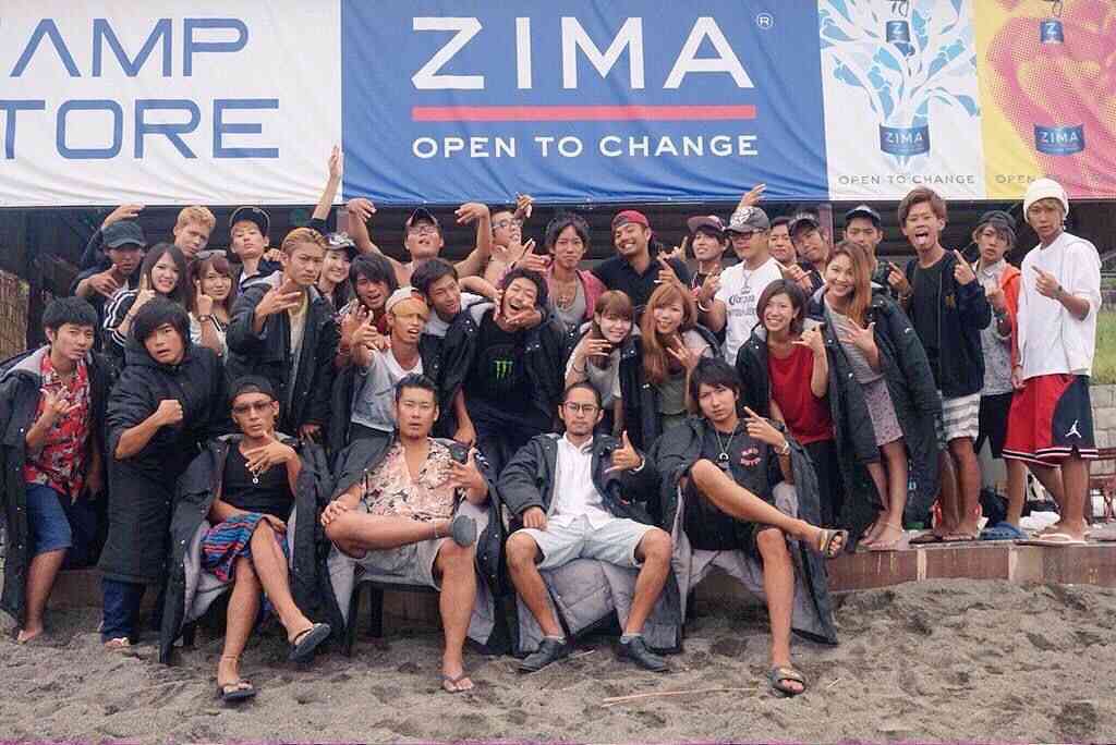 慶応大学が声明、学生の逮捕相次ぎ「信頼裏切る」