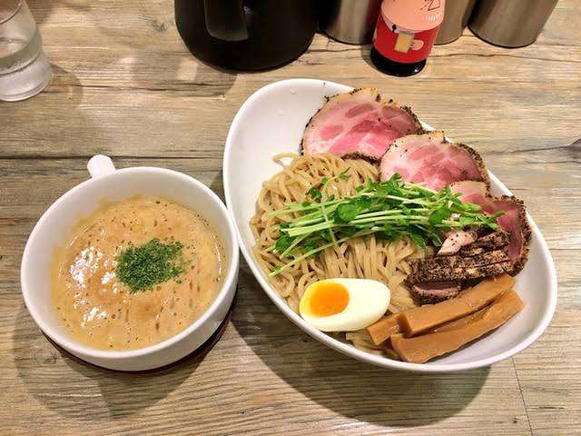 携帯に保存してあるラーメン画像見せて下さい!