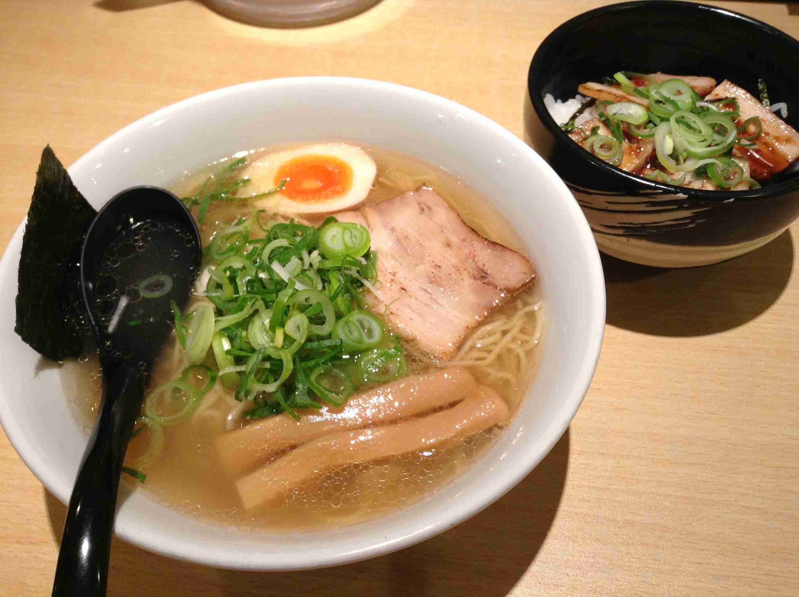 携帯に保存してあるラーメン画像見せて下さい!