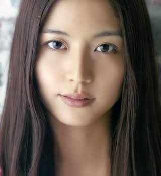 整形って言われるけど整形してないと思う芸能人