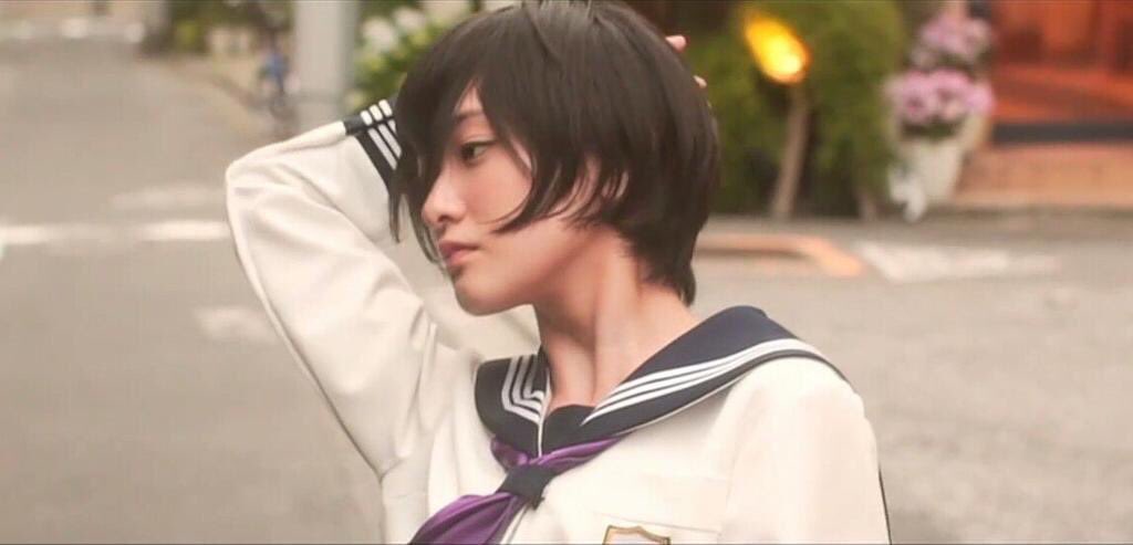 横顔が綺麗な芸能人