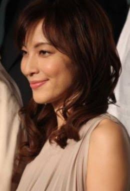 横顔が綺麗な芸能人