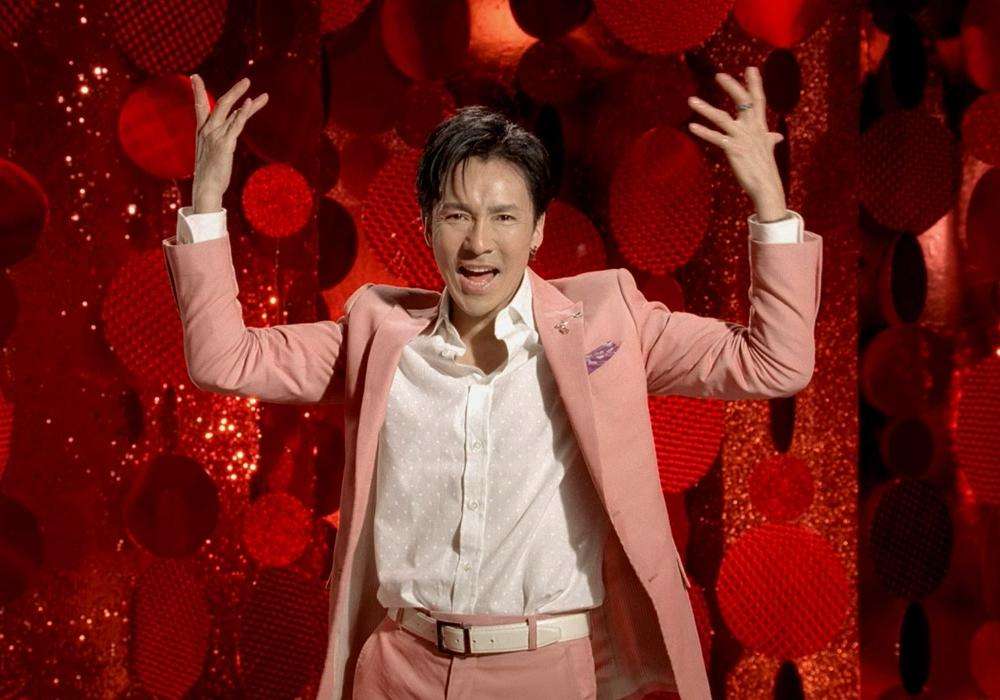 クリスマスの夜は何を飲みますか？