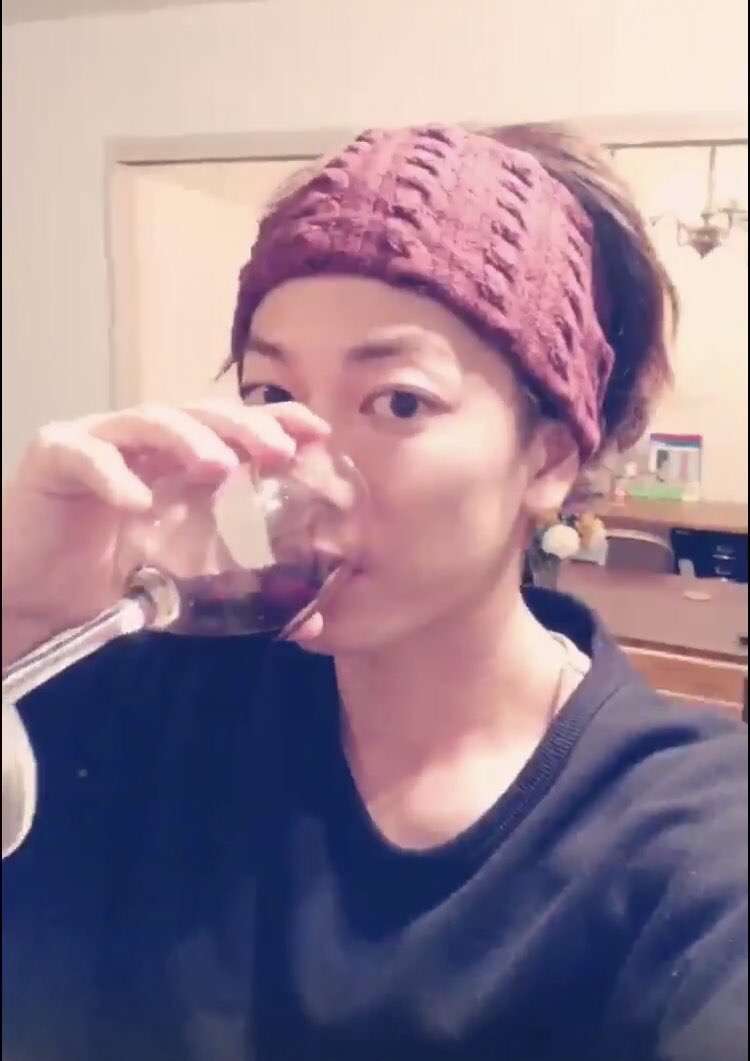 佐藤健、“仲良し”千鳥ノブの自宅訪問　プライベート2ショットにファン歓喜「ノブたけコンビ好き」