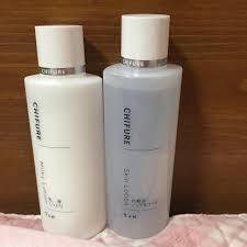 旅行のときのスキンケア用品の持ち運び