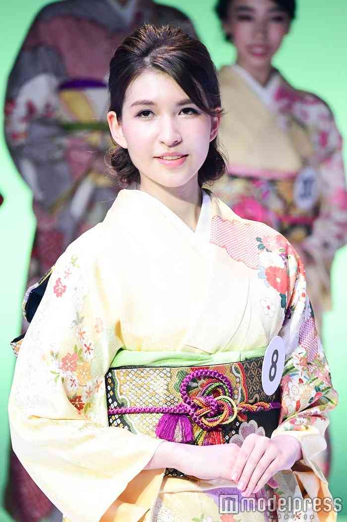「彼女も一因で弟が自殺」岡田眞澄さんの娘に異母兄から怨嗟の声