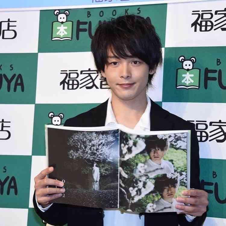 中村倫也　初彼女は中学2年のとき「見た瞬間にバーンって」