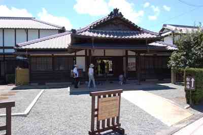 平屋の画像