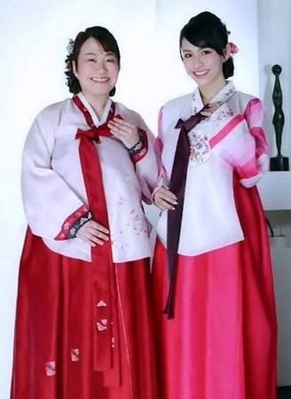 きゃりーぱみゅぱみゅ、Perfume＆ハリセンボン近藤春菜との豪華クリスマスショット披露