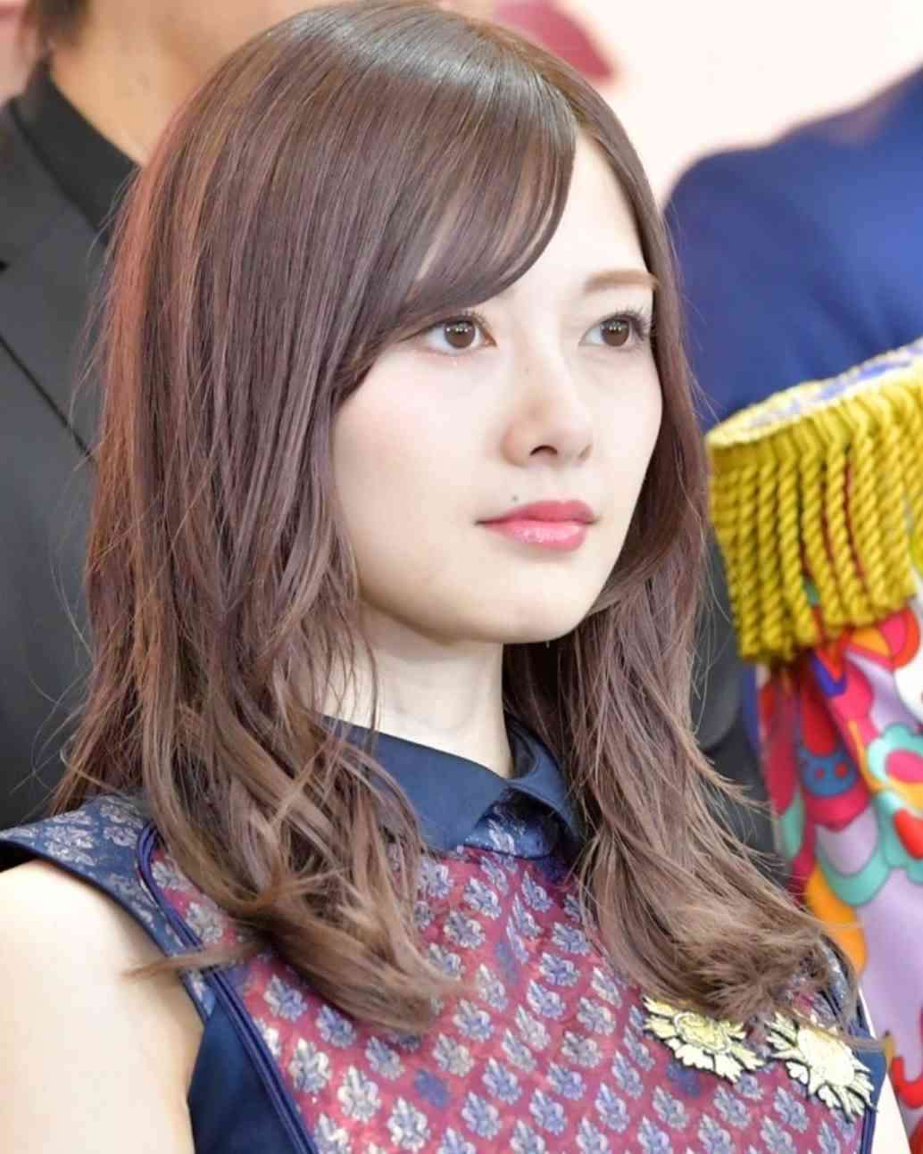 ＜速報＞乃木坂46「レコ大」2連覇　白石麻衣が号泣、西野七瀬と熱い抱擁