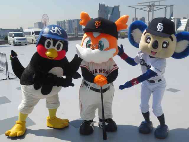 プロ野球選手、球団マスコットの画像を貼りましょう