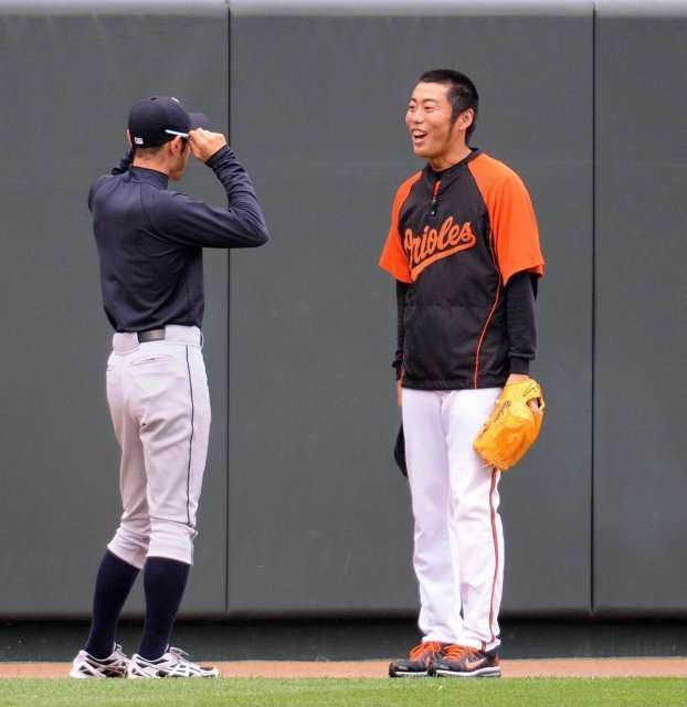 プロ野球選手、球団マスコットの画像を貼りましょう