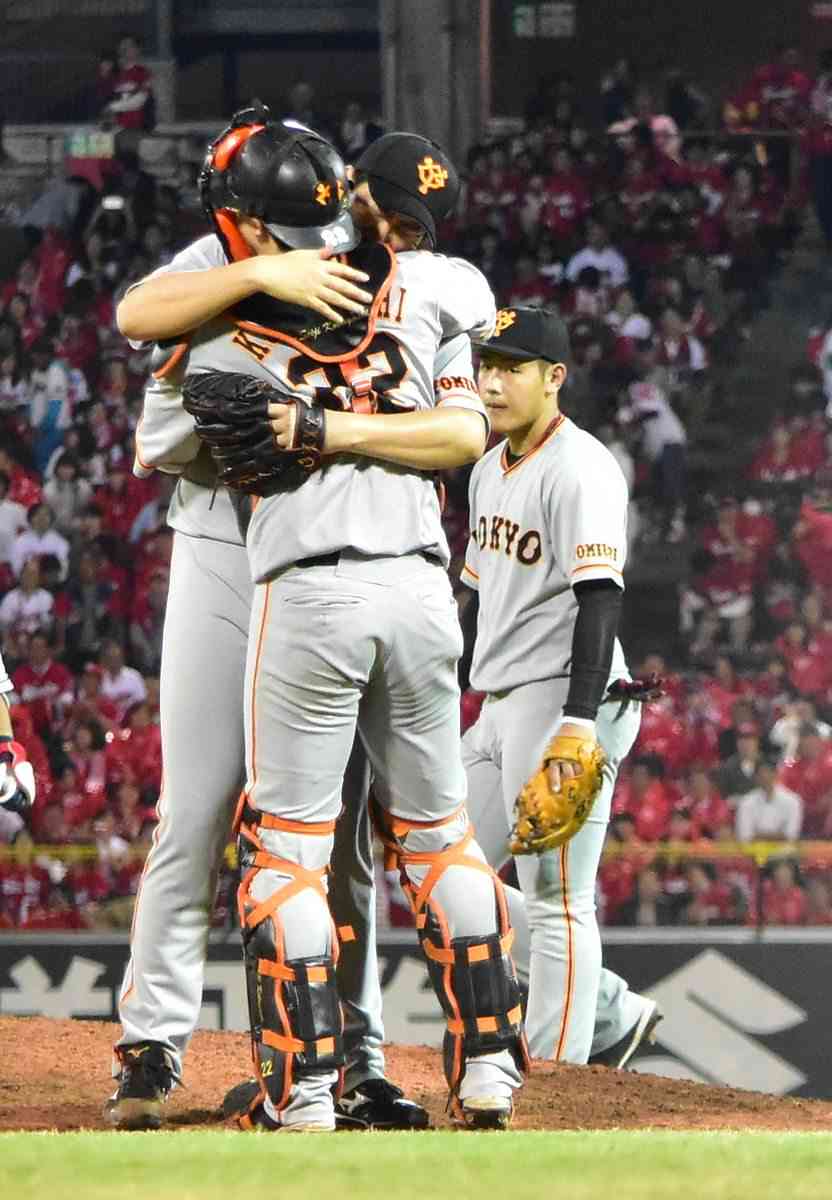 プロ野球選手、球団マスコットの画像を貼りましょう