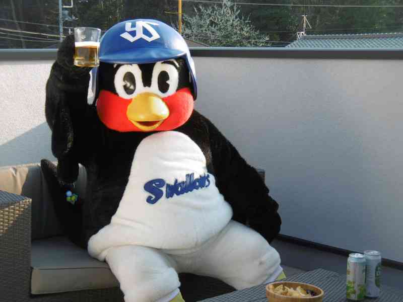 プロ野球選手、球団マスコットの画像を貼りましょう