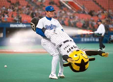 プロ野球選手、球団マスコットの画像を貼りましょう