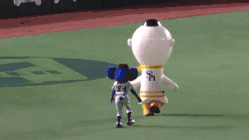 プロ野球選手、球団マスコットの画像を貼りましょう