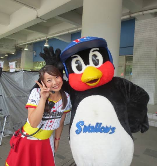 プロ野球選手、球団マスコットの画像を貼りましょう