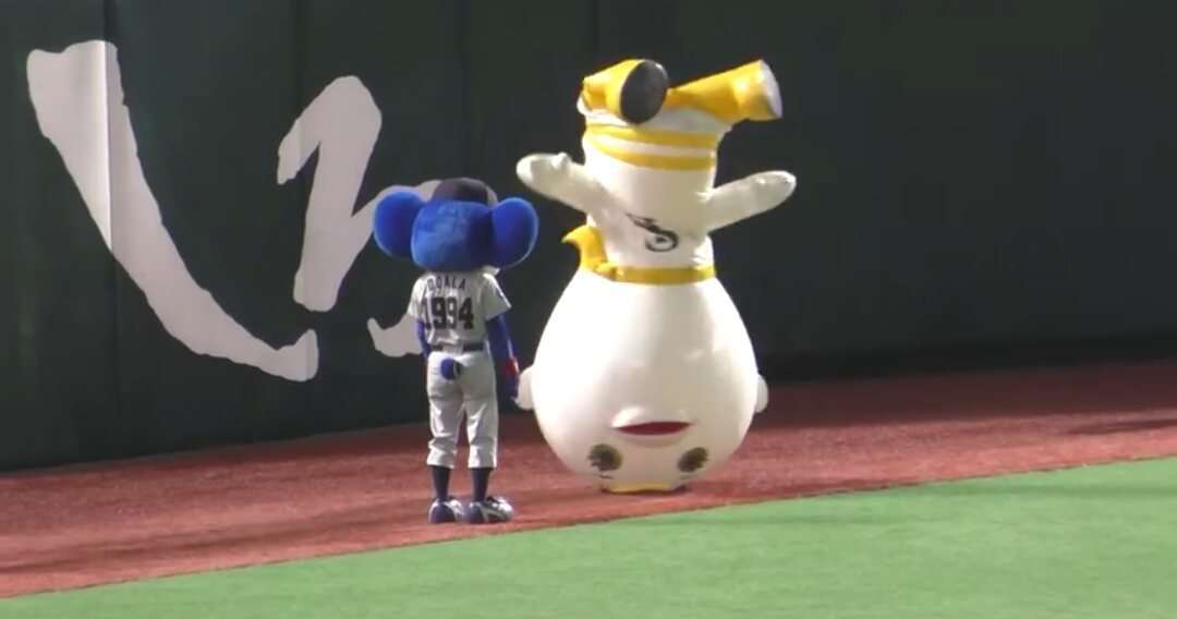プロ野球選手、球団マスコットの画像を貼りましょう
